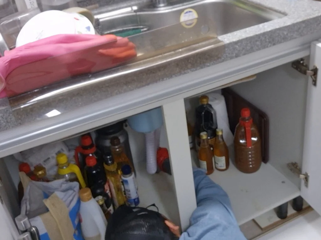 광명시 철산 하수구냄새 작업 현장