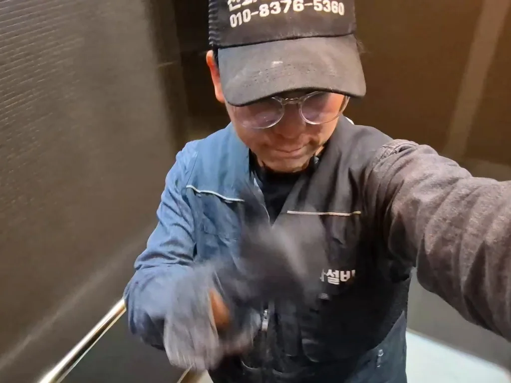 관악구 신림 변기막힘 작업 현장
