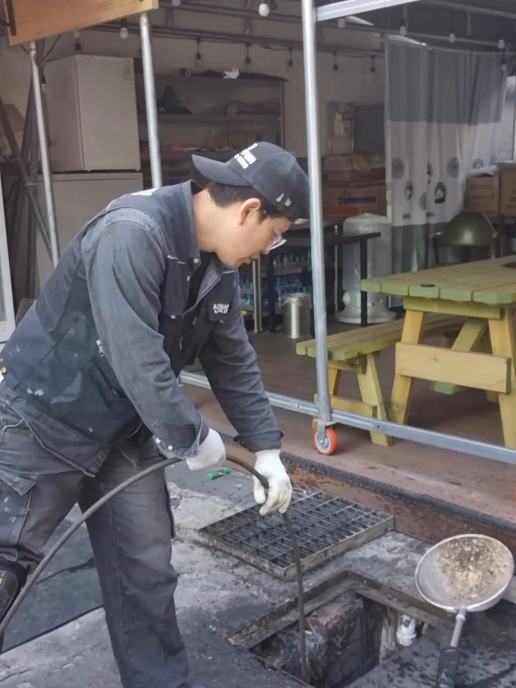 강남구 신사동 변기막힘 장비 작업